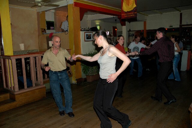 min 2006 05 02 latino 122